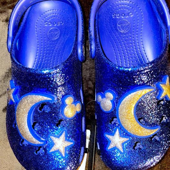 disney make a wish crocs